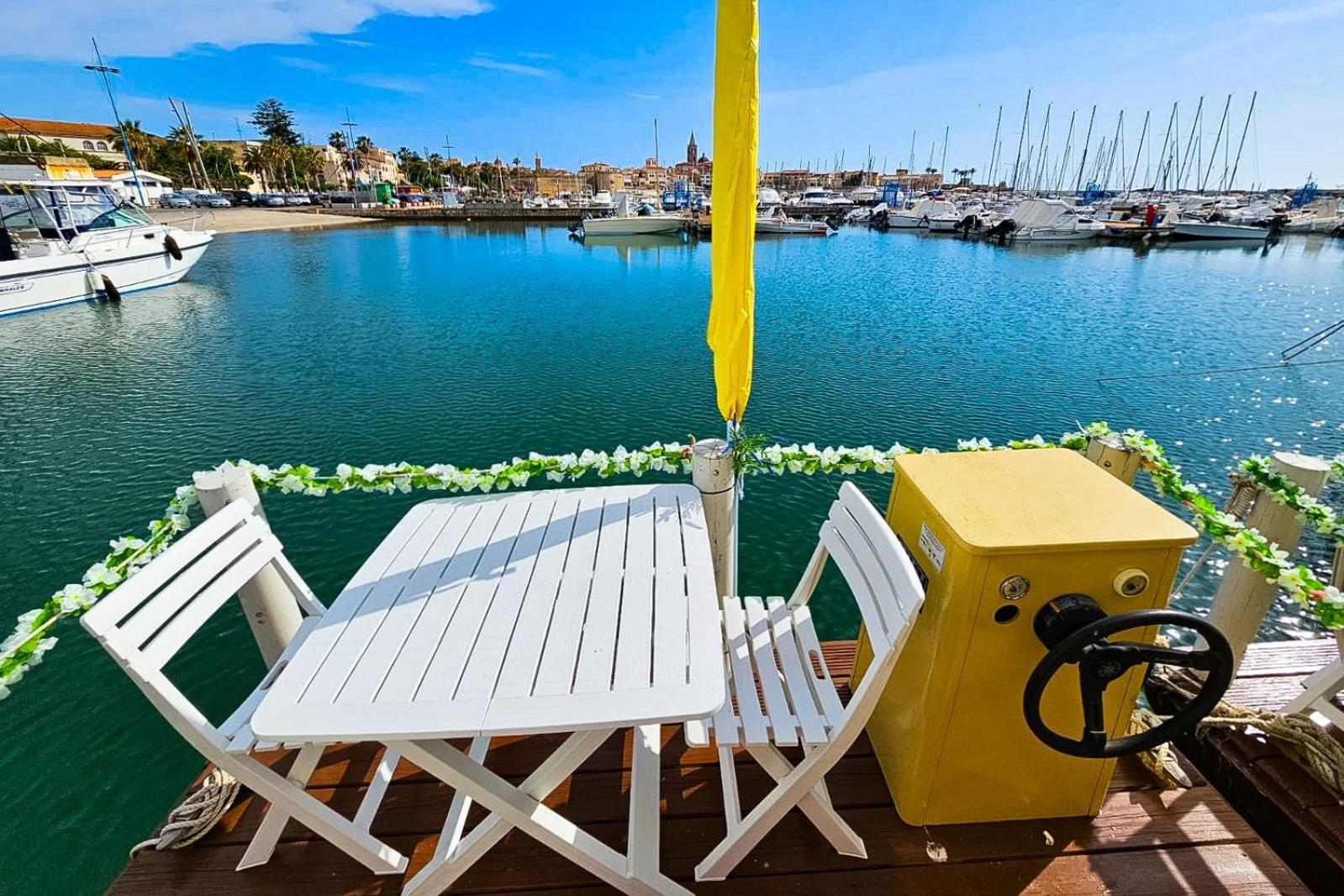 Houseboat Sardinia Hotel Alghero Eksteriør billede